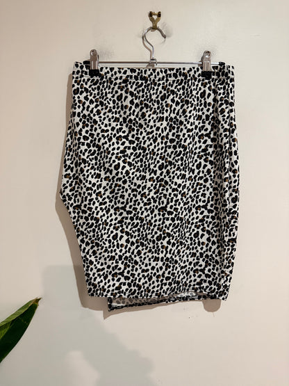PrettyLittleThing Leopard Print Mini Skirt | UK 12