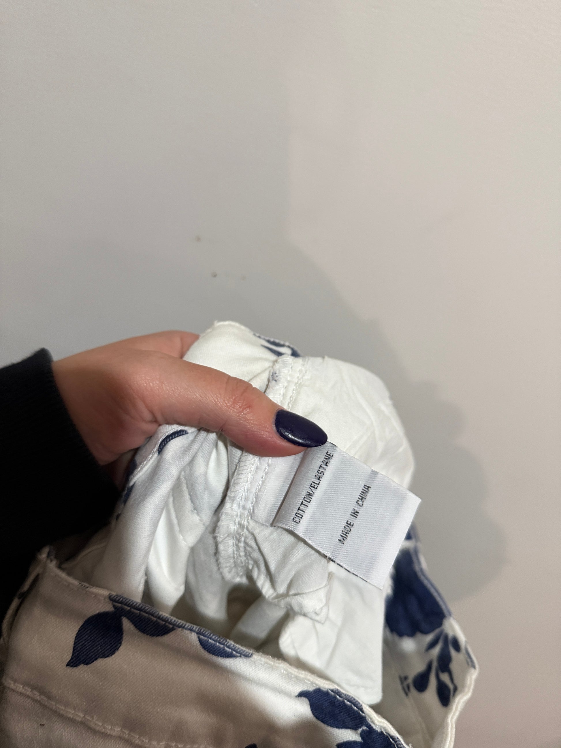 Garage White Floral Print Skinny Jeans | Size 10