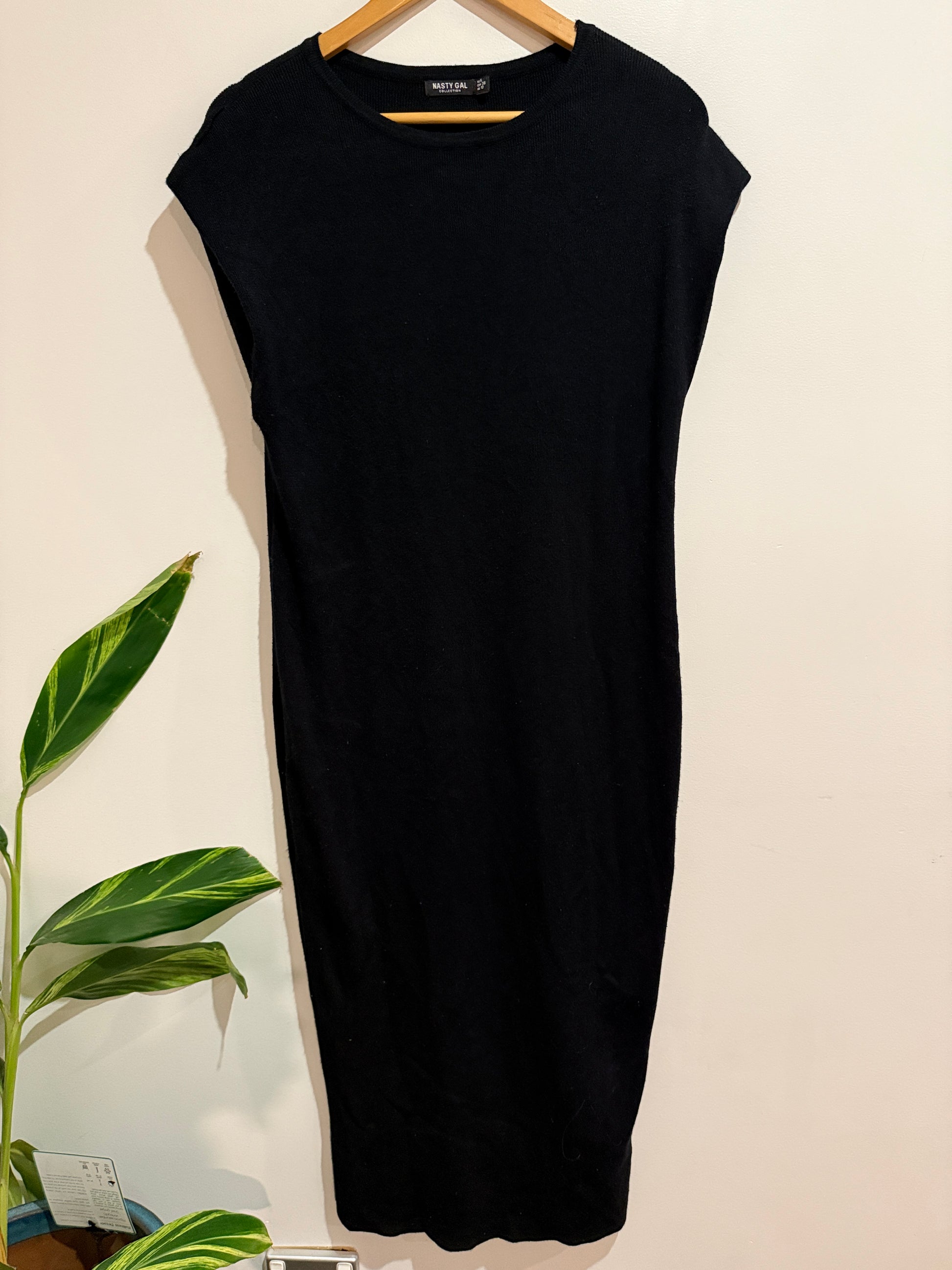 Nasty Gal Black Ribbed Bodycon Midi Dress - Size 8