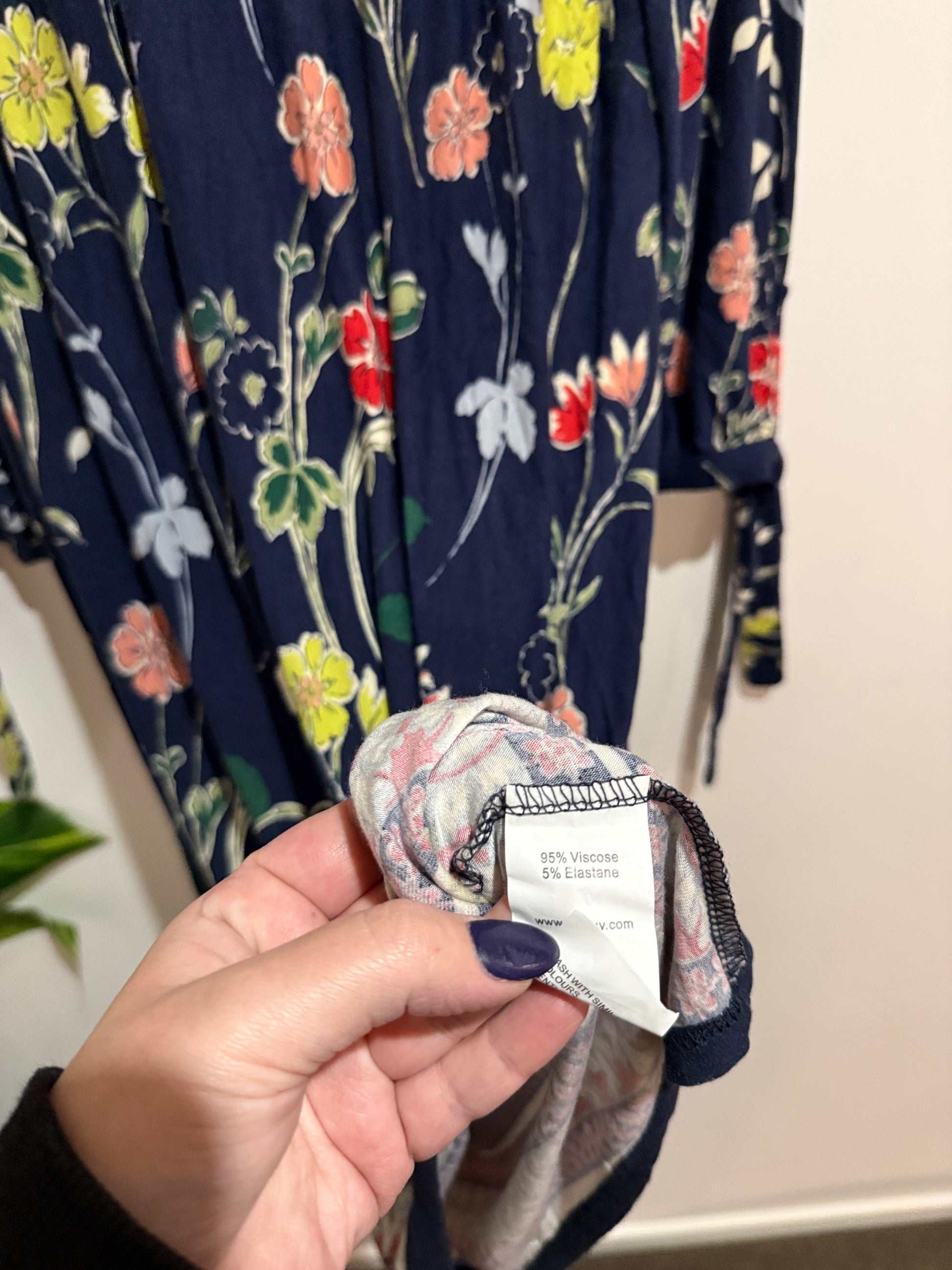 Emerge Navy Floral Long Sleeve Shift Dress - Size 16