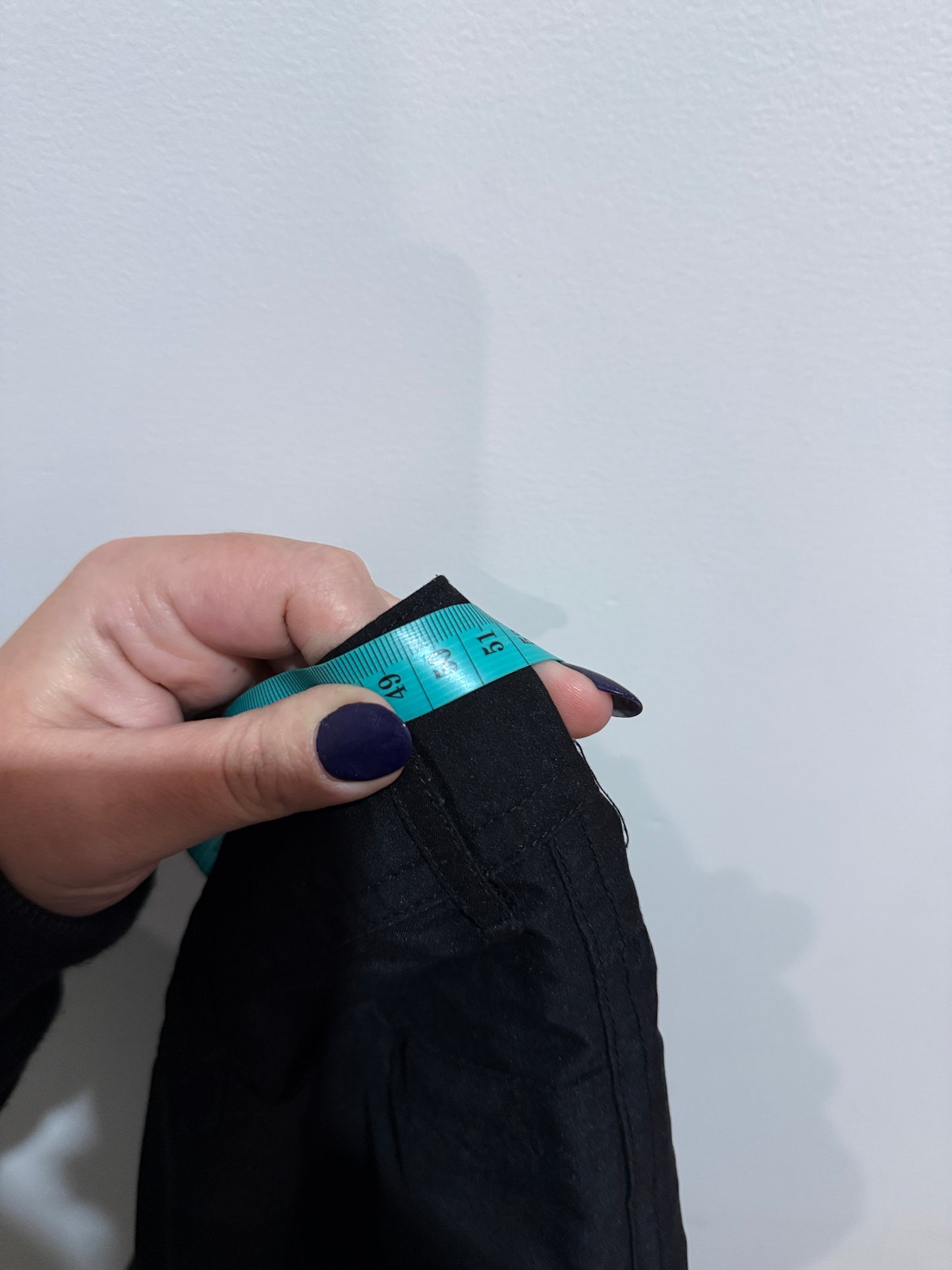 Resort Black Cropped Capri Pants