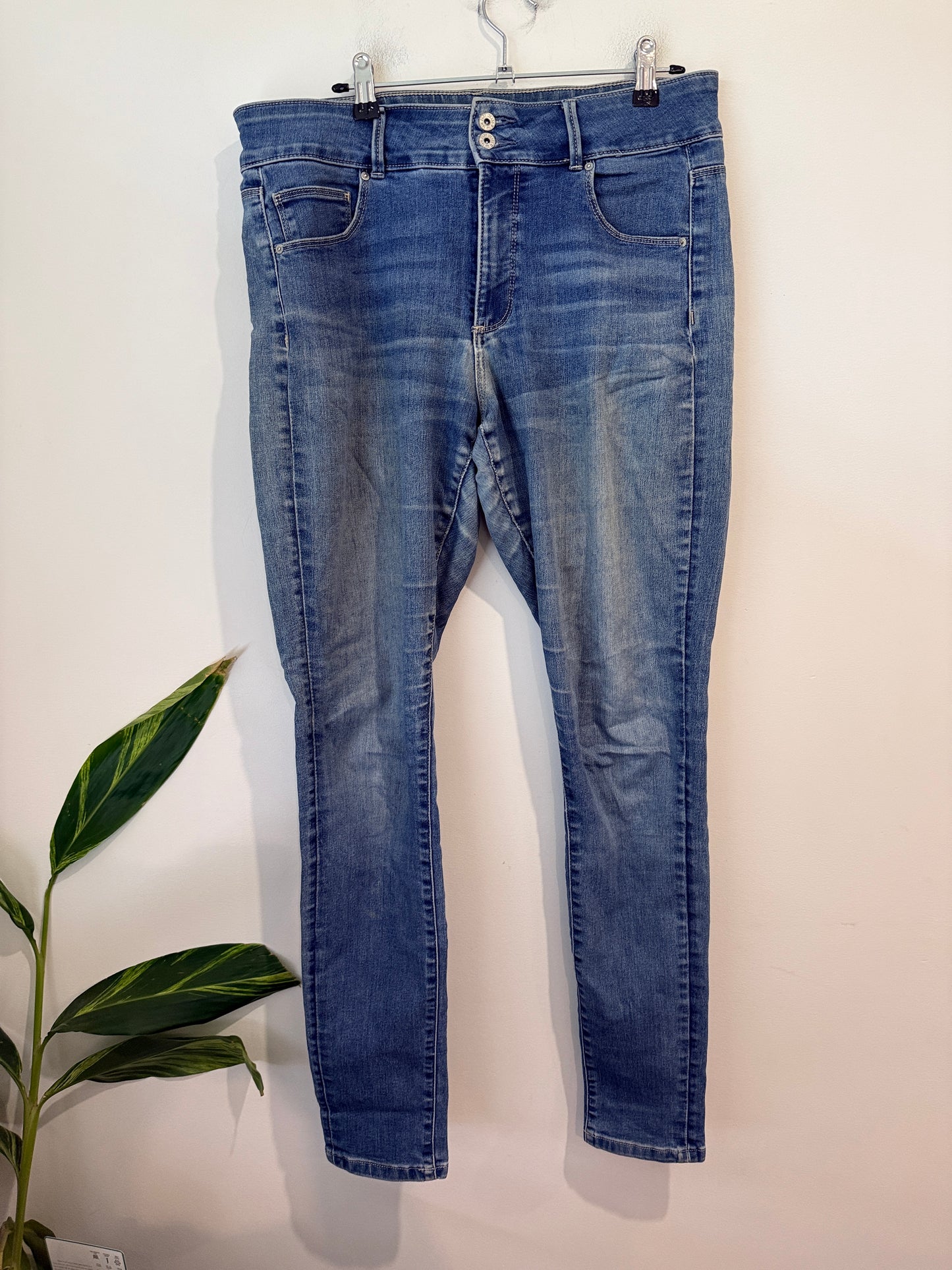 Just Jeans High Rise Skinny Jeans - Size 12
