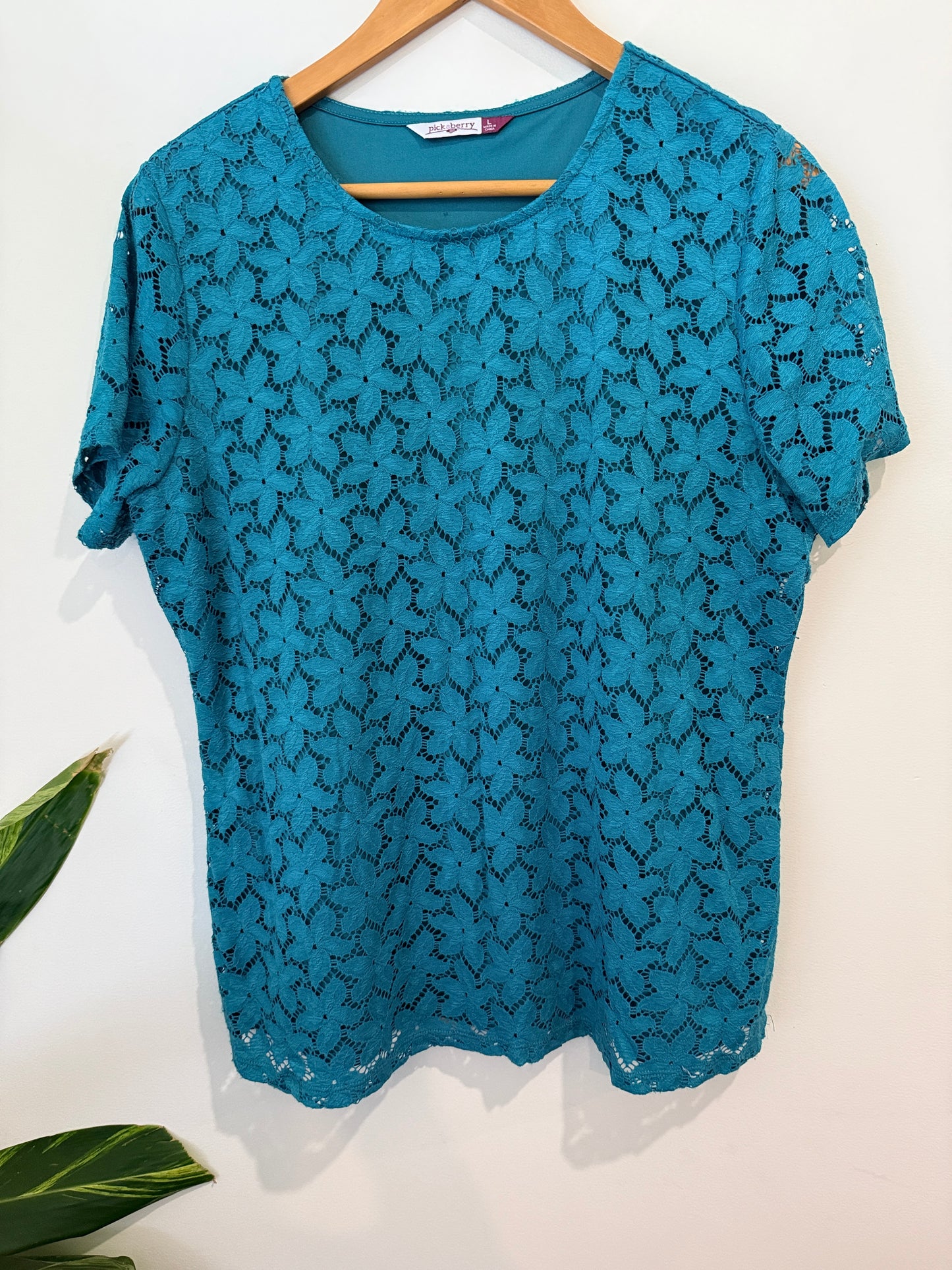 Pick n Berry Teal Lace Overlay Top - Size L