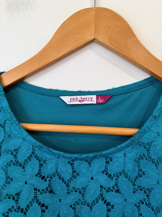 Pick n Berry Teal Lace Overlay Top - Size L