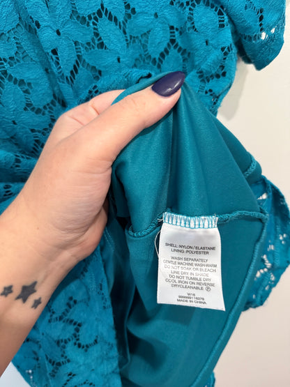 Pick n Berry Teal Lace Overlay Top - Size L