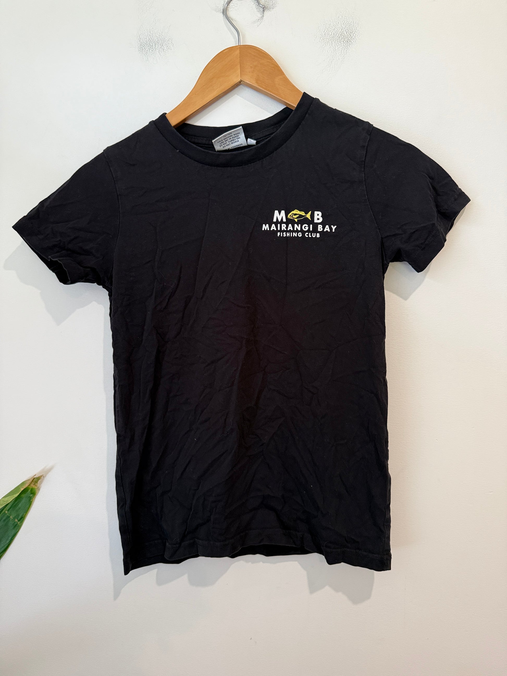 Country Club Collection Black Mairangi Bay Fishing Club Tee - Size 10