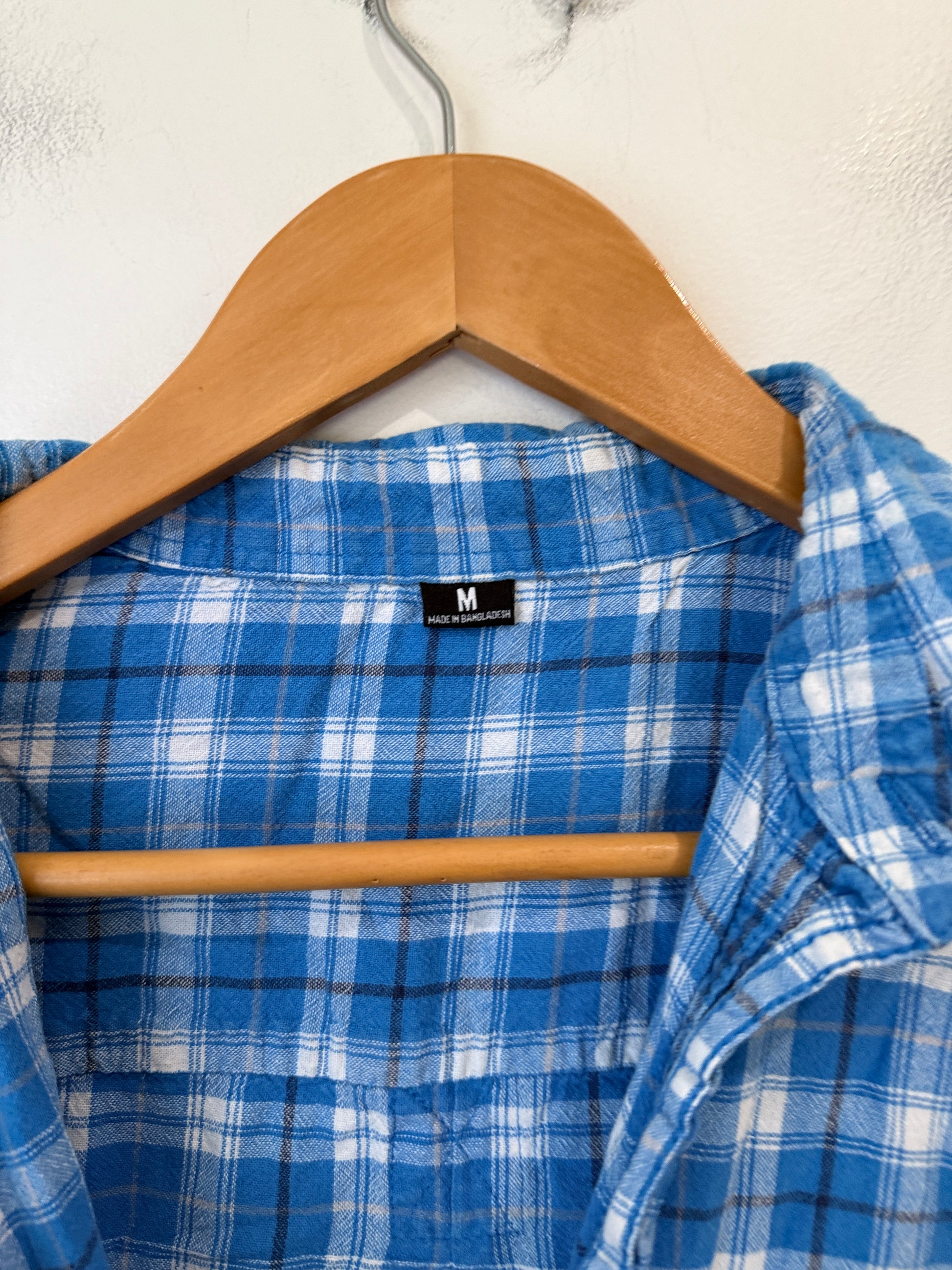 Unbranded Blue Plaid Button Shirt - Size M