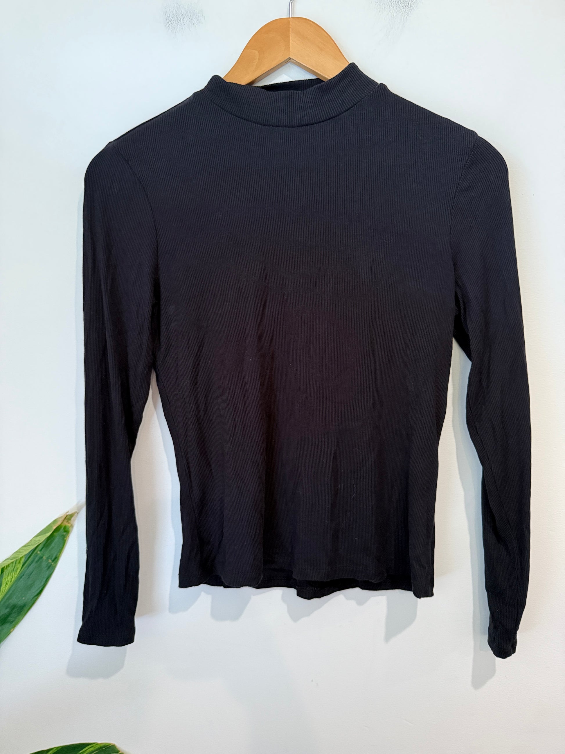 Unbranded Black Ribbed Mock Neck Long Sleeve Top