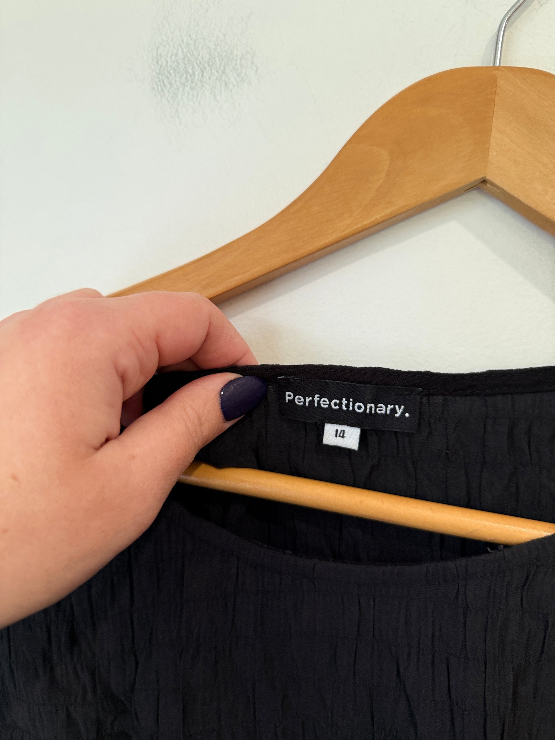 Perfectionary Black Crinkle Texture Top - Size 12