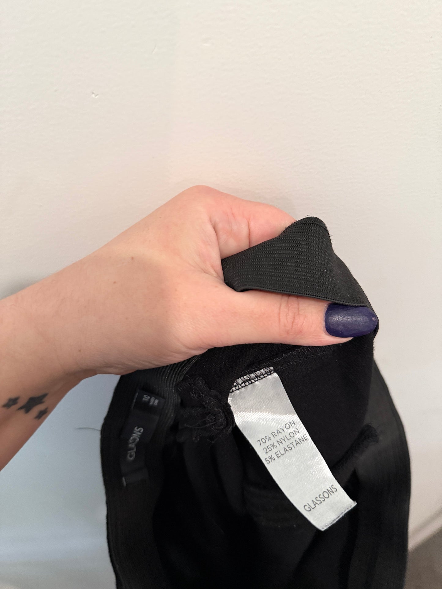 Glassons Black Skinny Pull-On Pants - Size 10