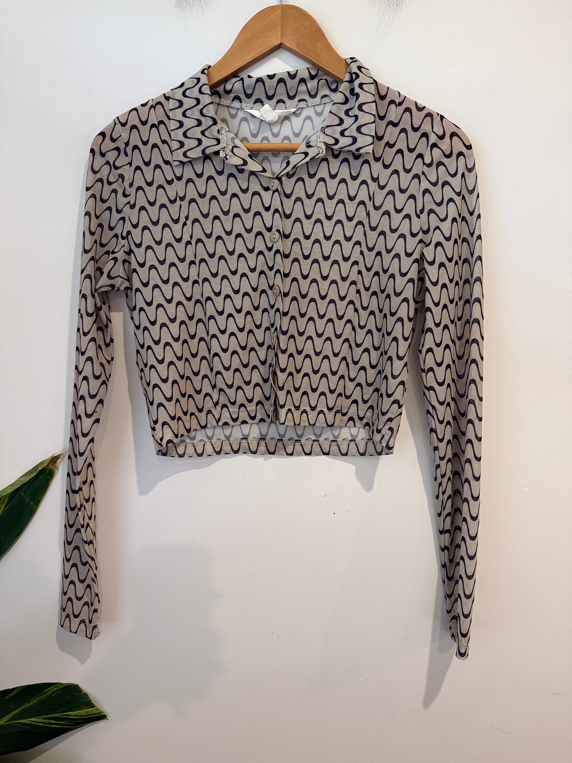 Glassons Wavy Print Sheer Mesh Crop Shirt Size S