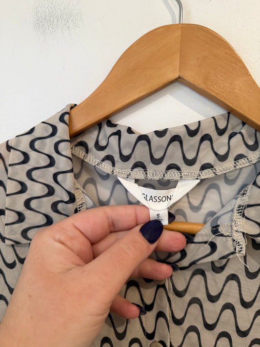Glassons Wavy Print Sheer Mesh Crop Shirt Size S