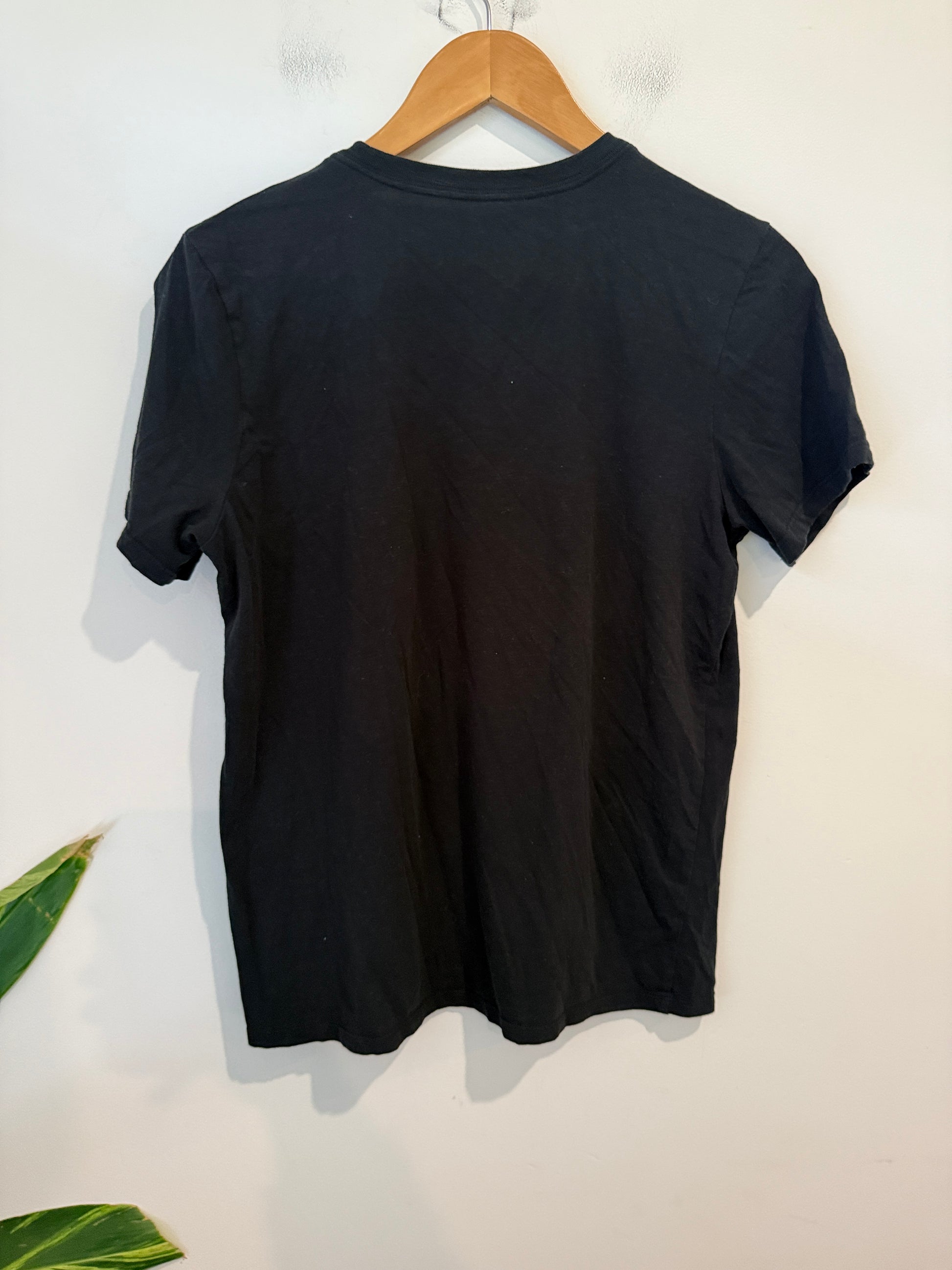 Nike Black Swoosh Tee Size M