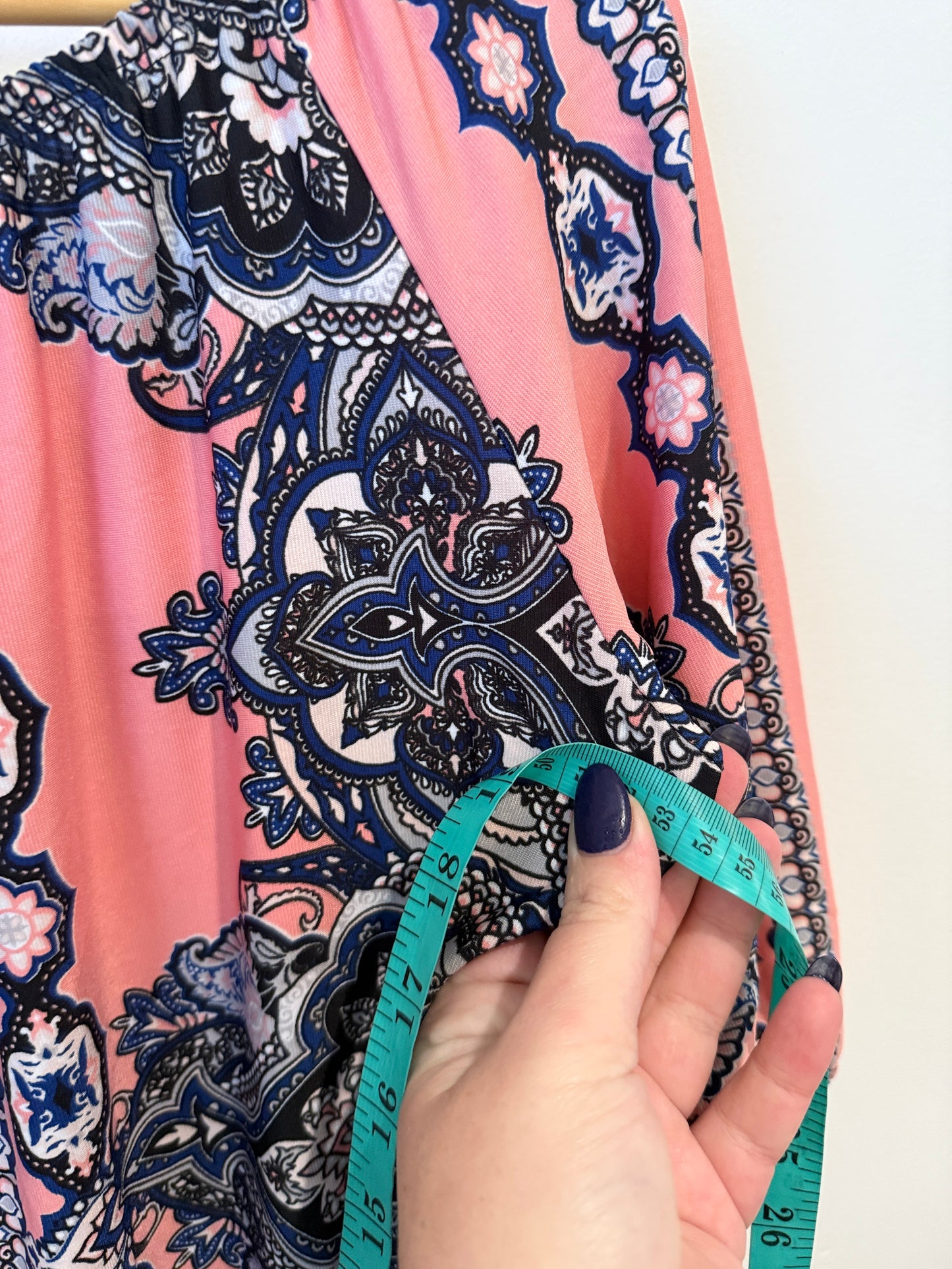 Brand Unknown Paisley Print Shift Dress Size U/arm to U/arm 54cm