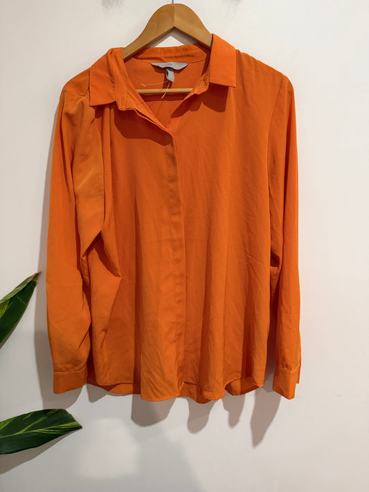 H & M Long-sleeve Button-up Shirt Size 18