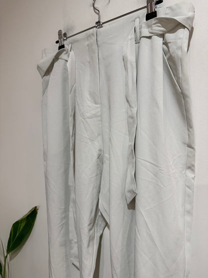Showpo. Wide-leg Trousers Size 16