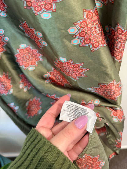 Brand Unknown Short-sleeved Tunic Dress Size U/Arm to U/Arm 53cm