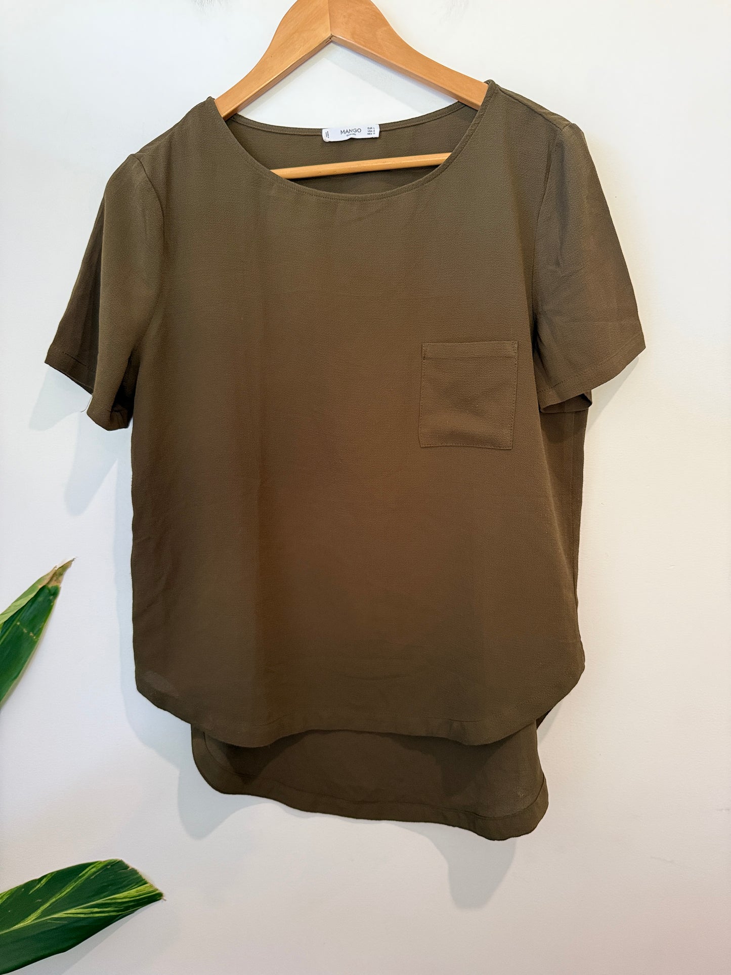 Mango Casual Short-sleeved Shirt Size L