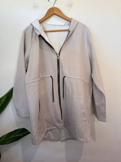 Hooded Zip-up Windbreaker Size L | U/Arm to U/Arm 60cm