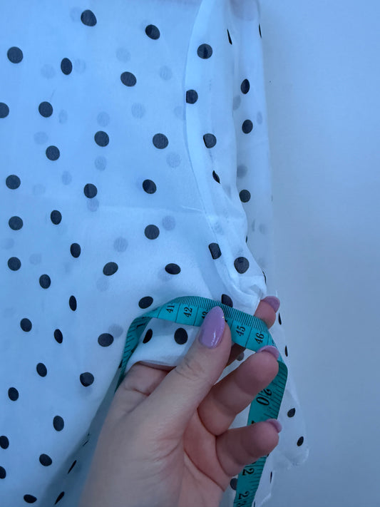 Brand Unknown Tie-front Cropped Top Size U/Arm to U/Arm 45cm