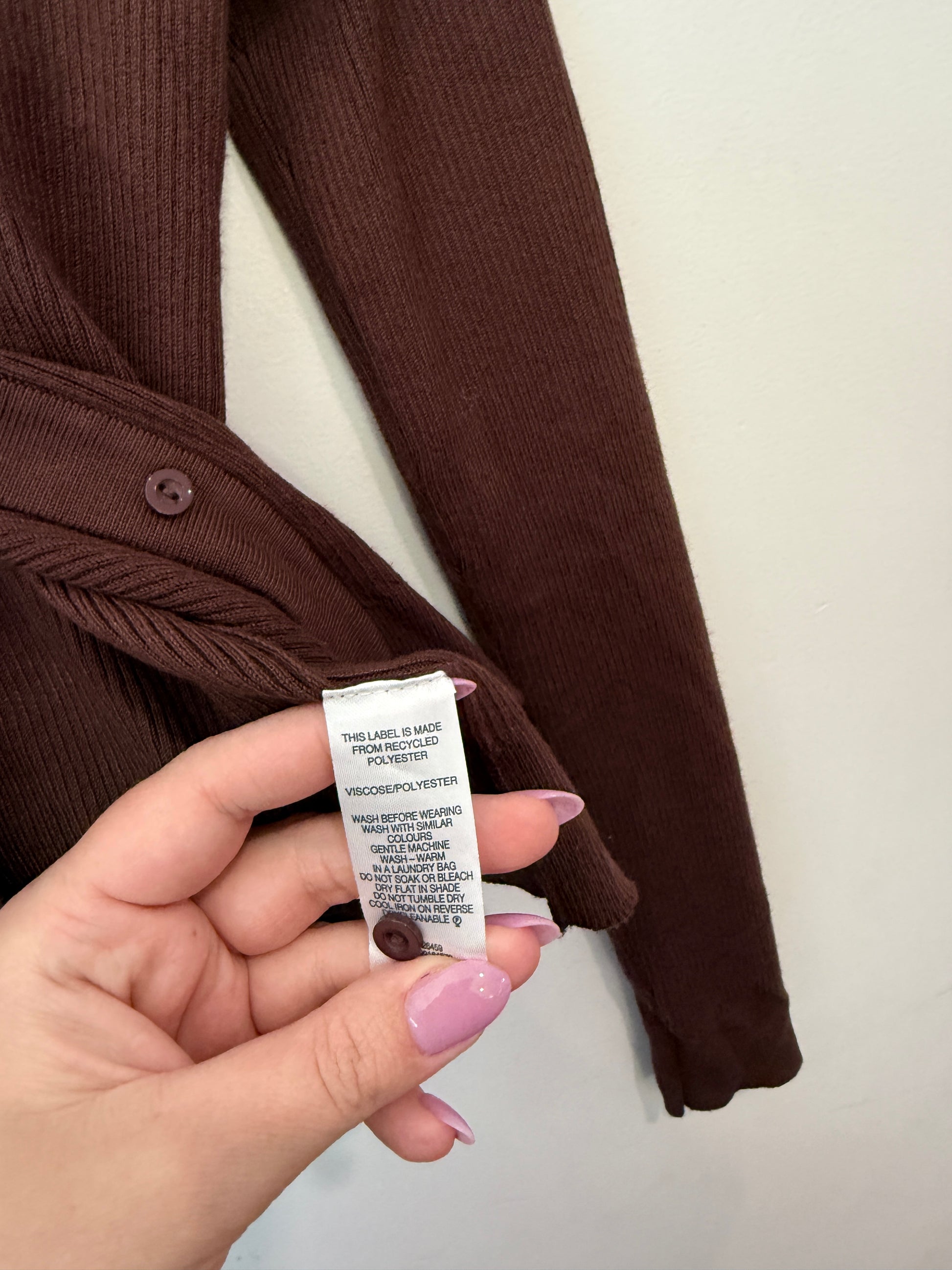 H & H Ribbed Knit Cardigan Size 12