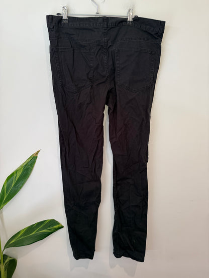 H & M Skinny Jeans Size 34/32