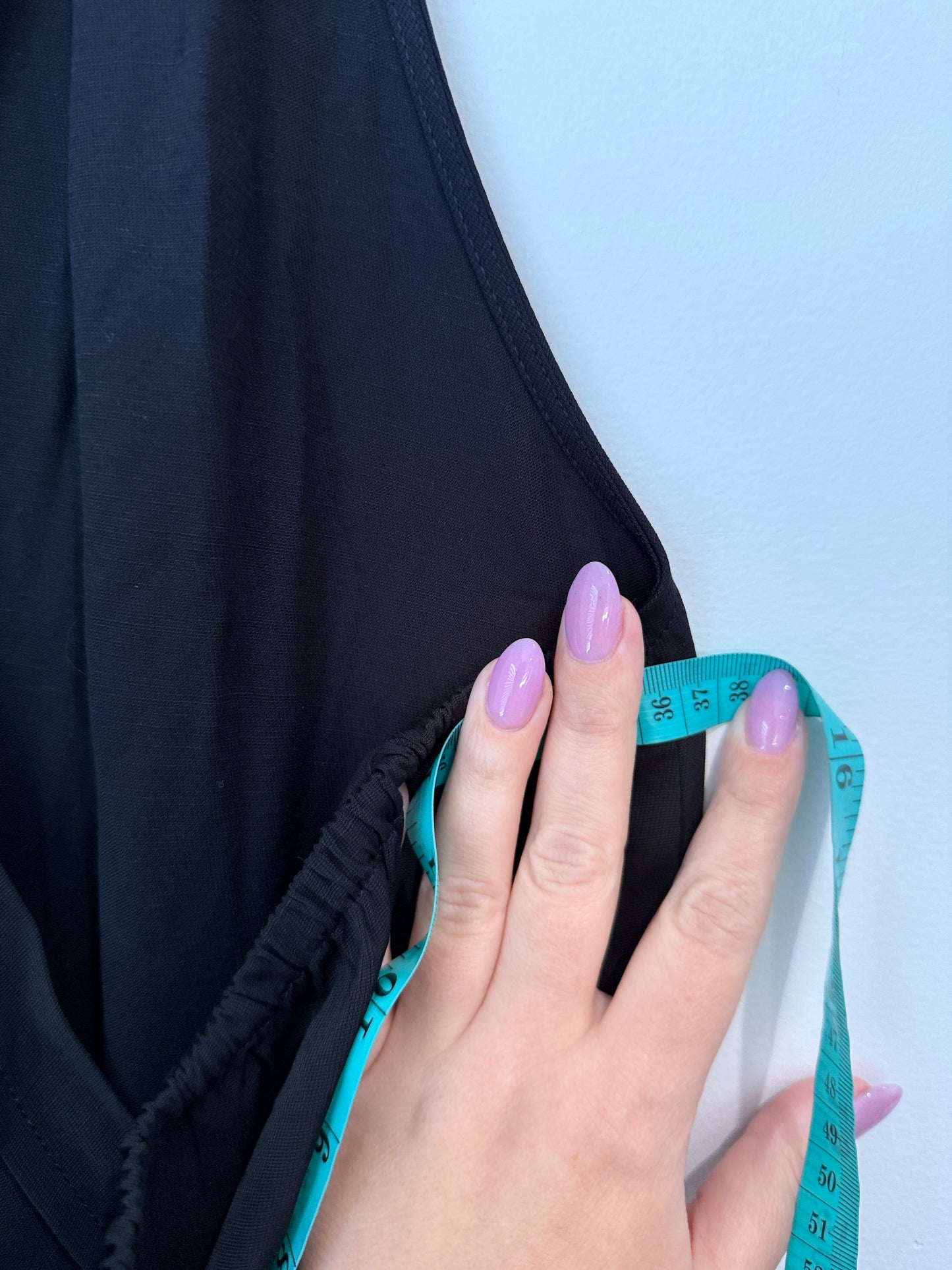 Nevahu Halterneck Jumpsuit Size M | U/Arm to U/Arm 37cm | Waist 104cm