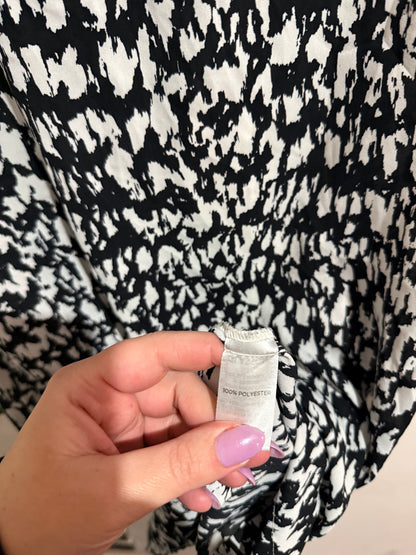 Glassons Short-sleeve Top Size 14