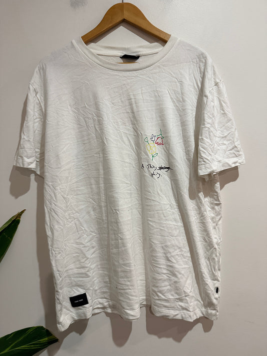 Thing Thing (NZ Designed) Crew-neck Graphic T-shirt Size XL