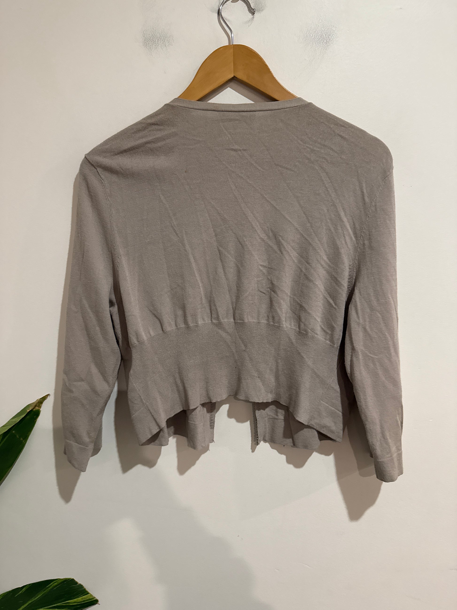 Jacqui.E Size L Beaded Collar Cardigan