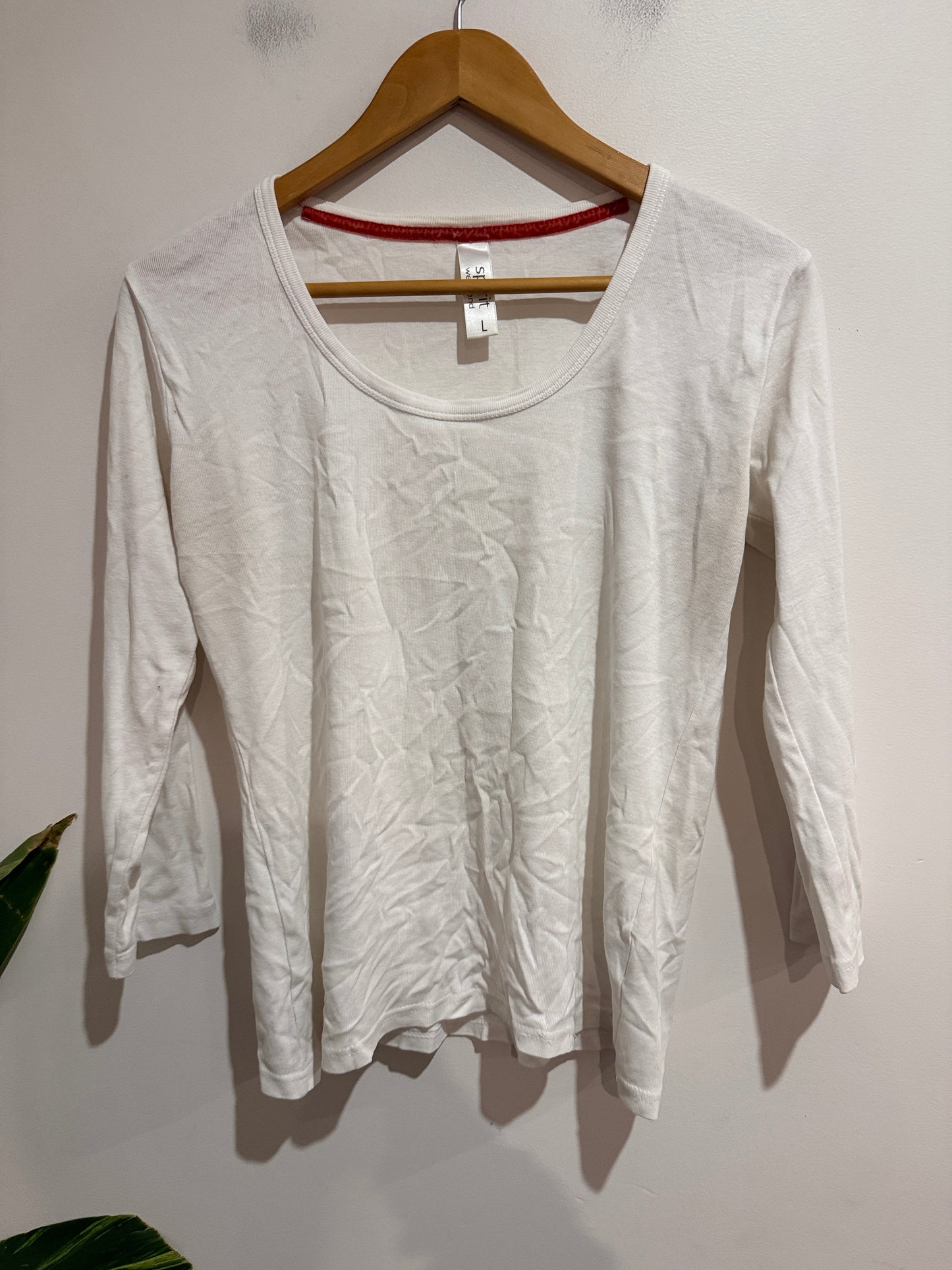 Spirit Weekend Size L Long Sleeve Top