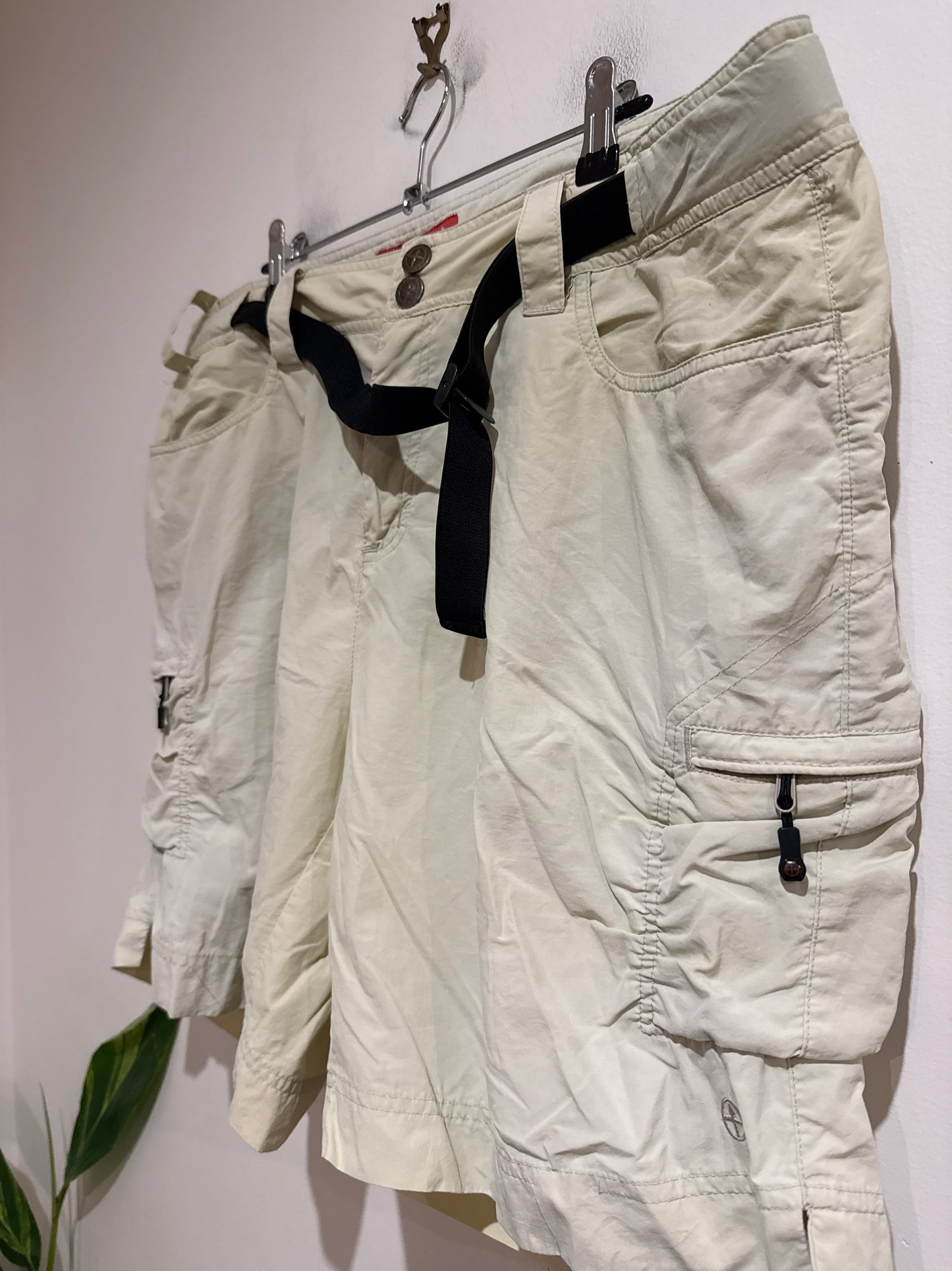 Vigilante Size 18 Cargo Shorts