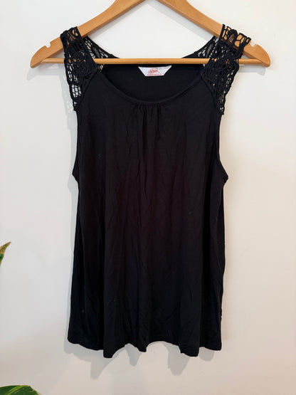 Urban Sleeveless Top Size 10