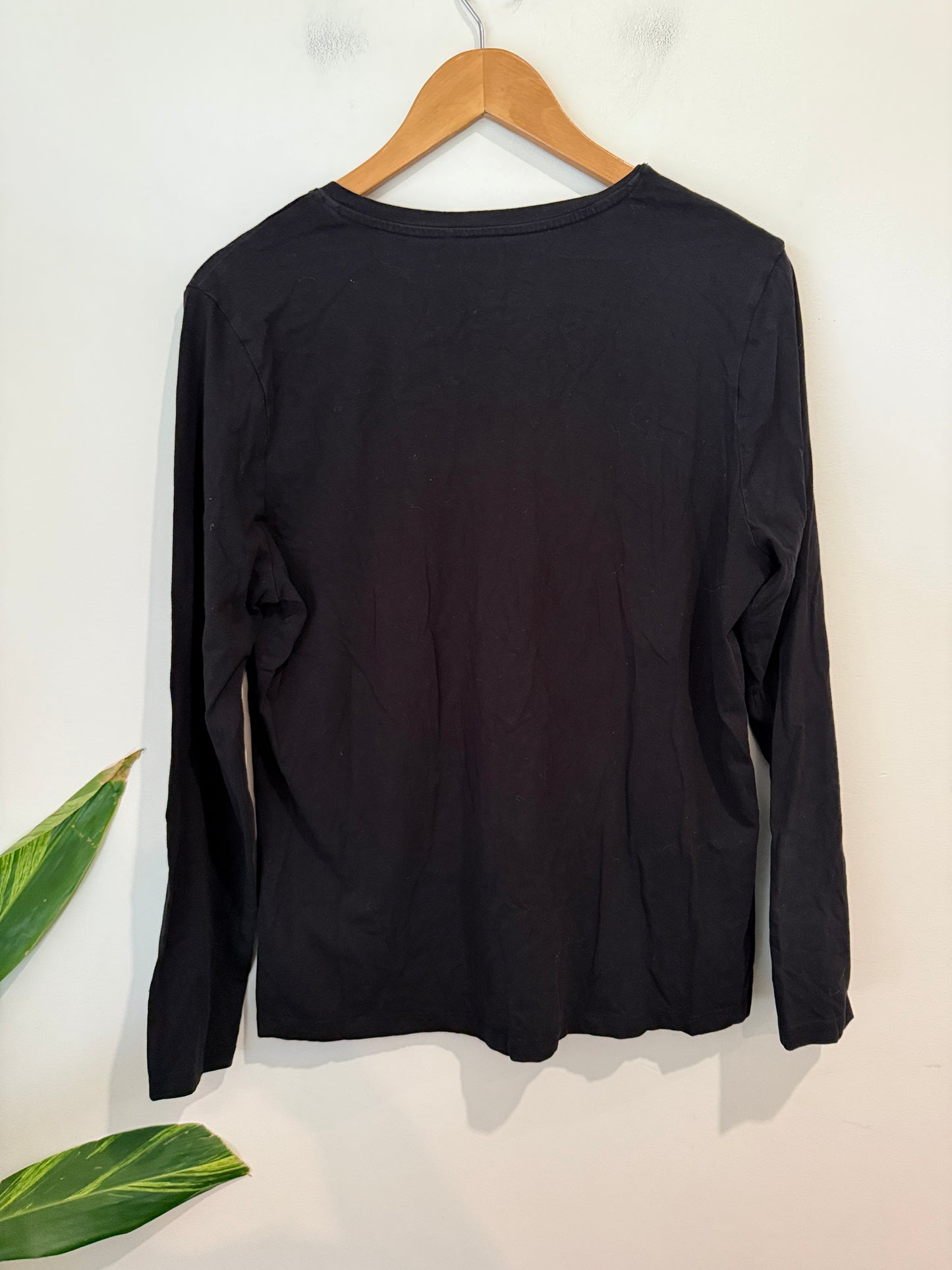 H & H Long-sleeve V-neck T-shirt Size 2XL