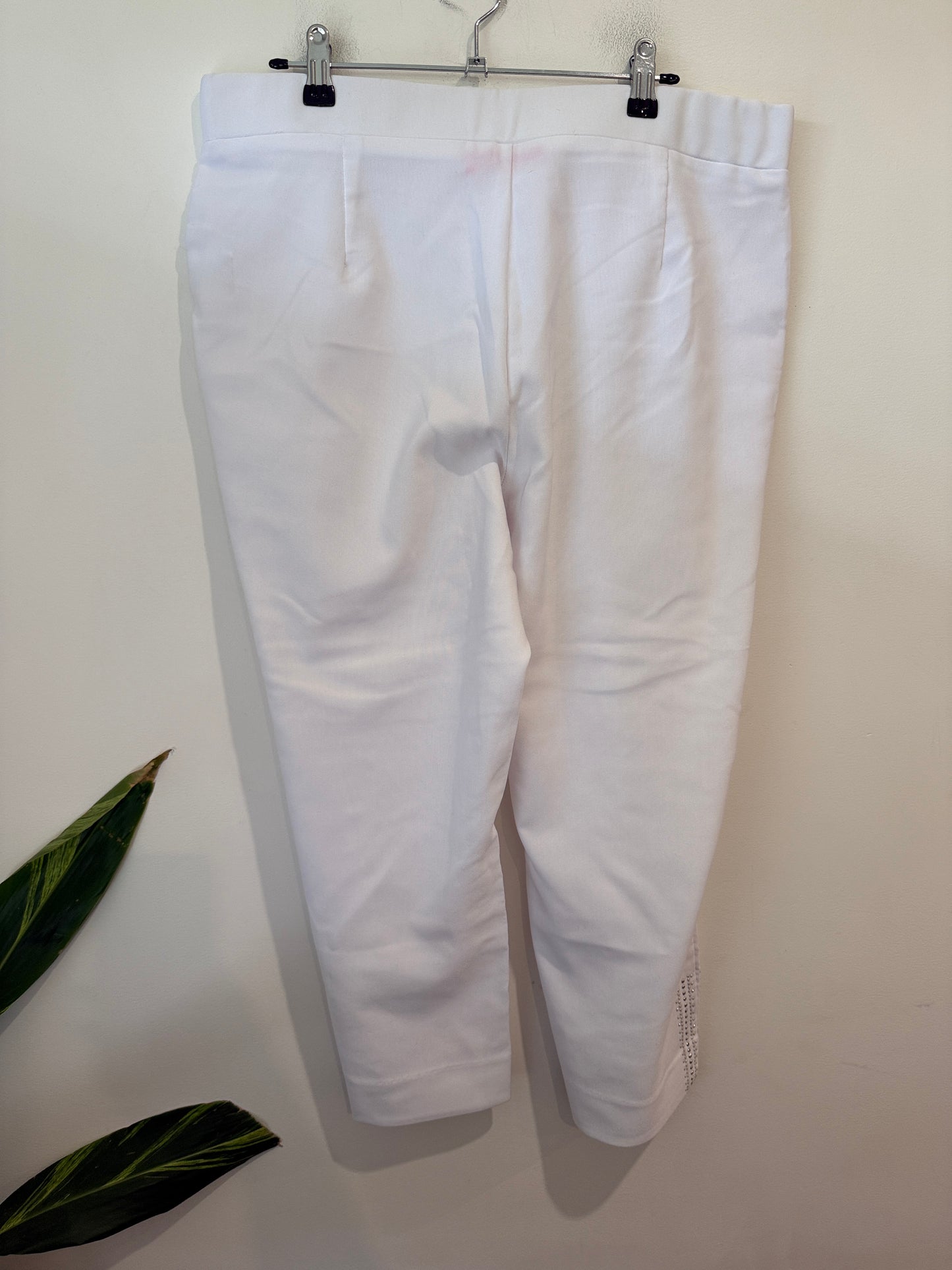 Millers Cropped Capri Pants Size 16