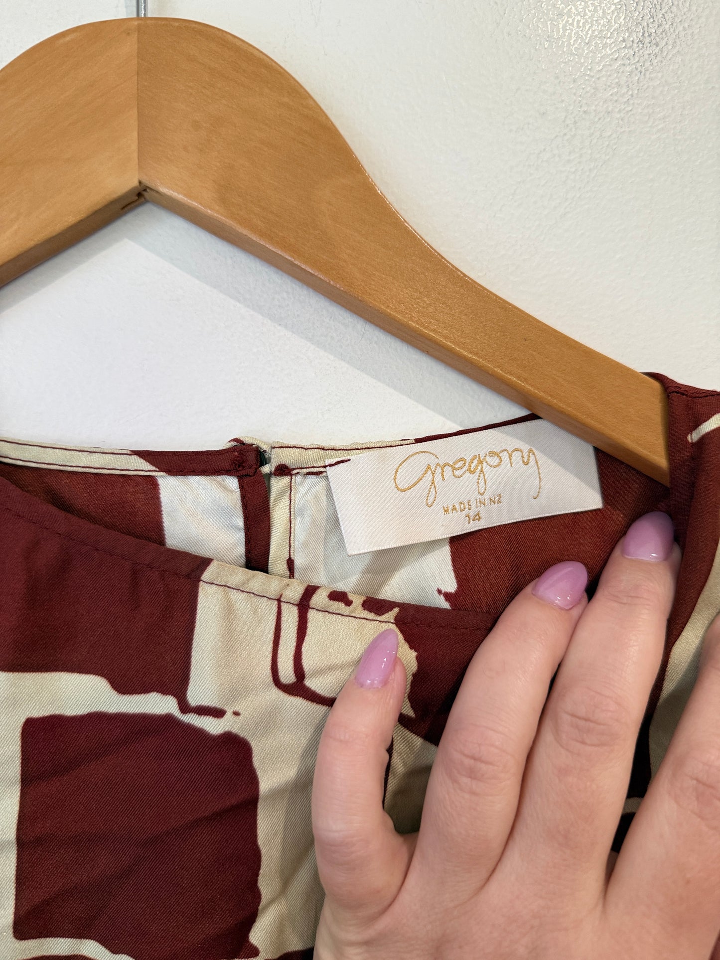 Gregory (NZ Made) Relaxed-fit Shirt Size 14