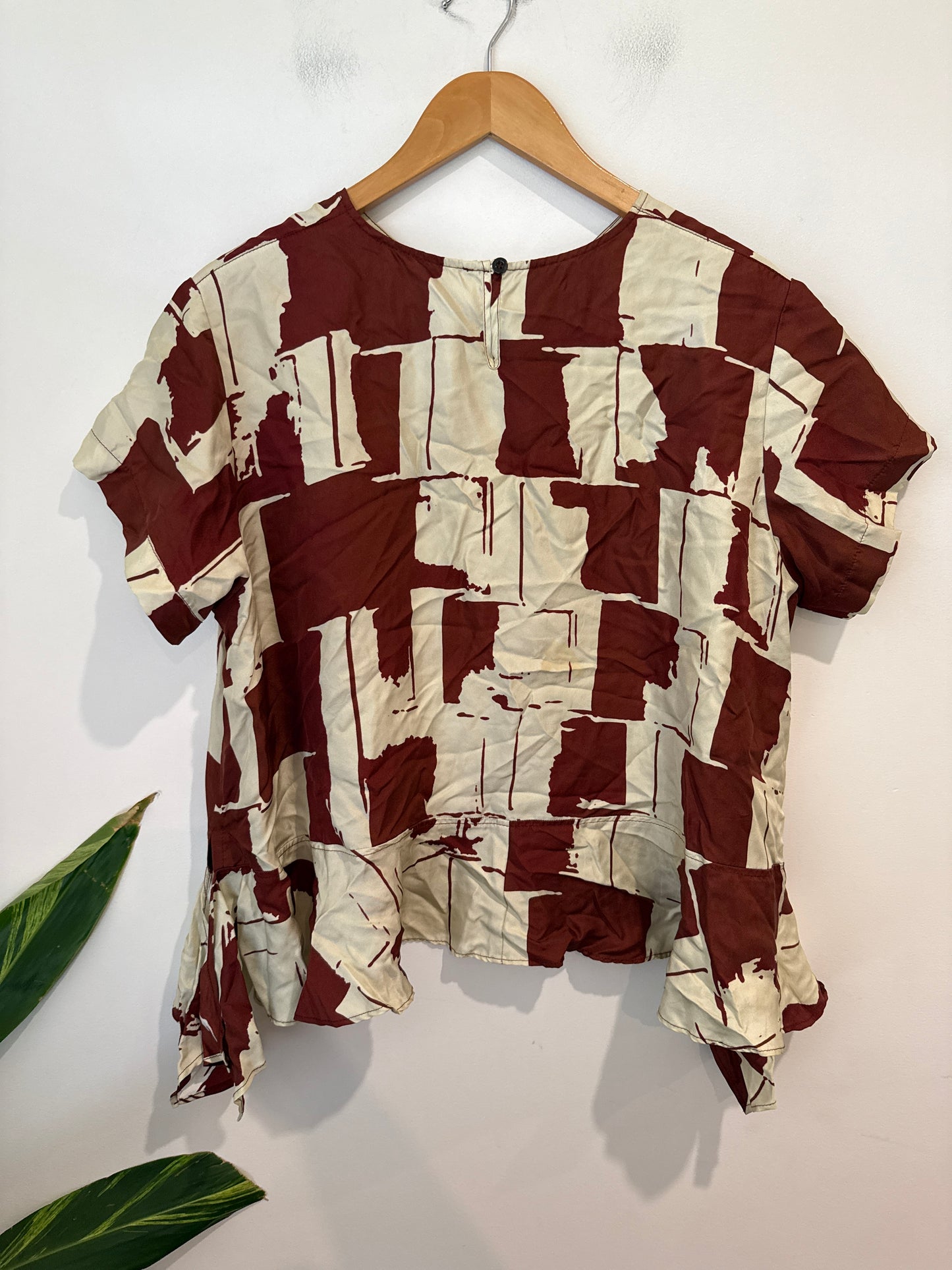 Gregory (NZ Made) Relaxed-fit Shirt Size 14