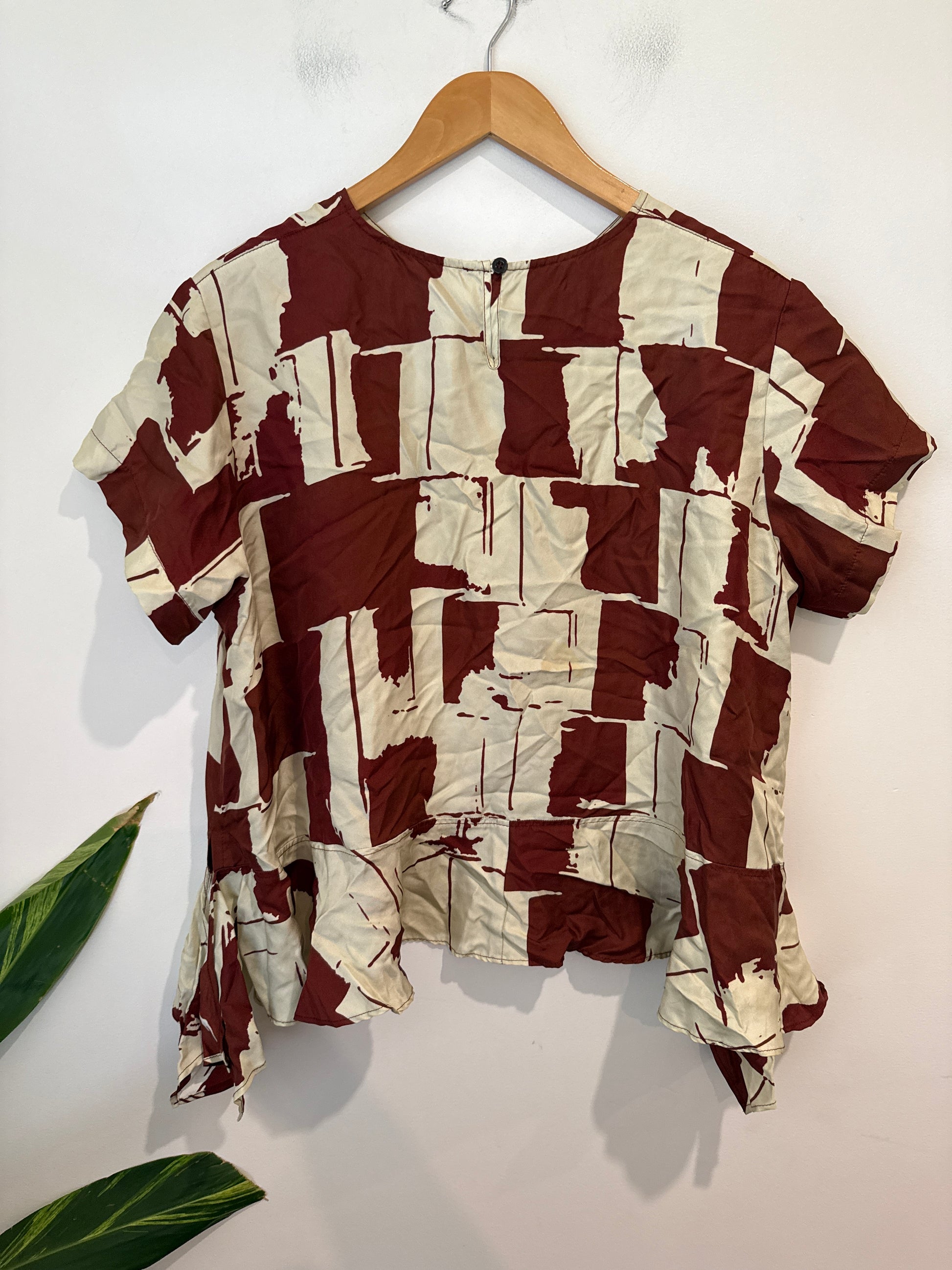 Gregory (NZ Made) Relaxed-fit Shirt Size 14