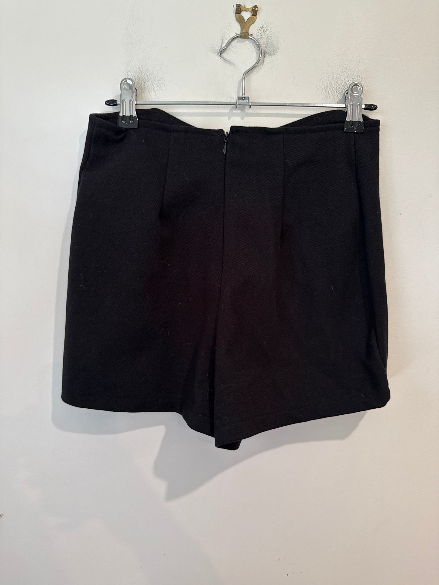 Brand Unknown High-waisted Shorts Size Waist 66cm