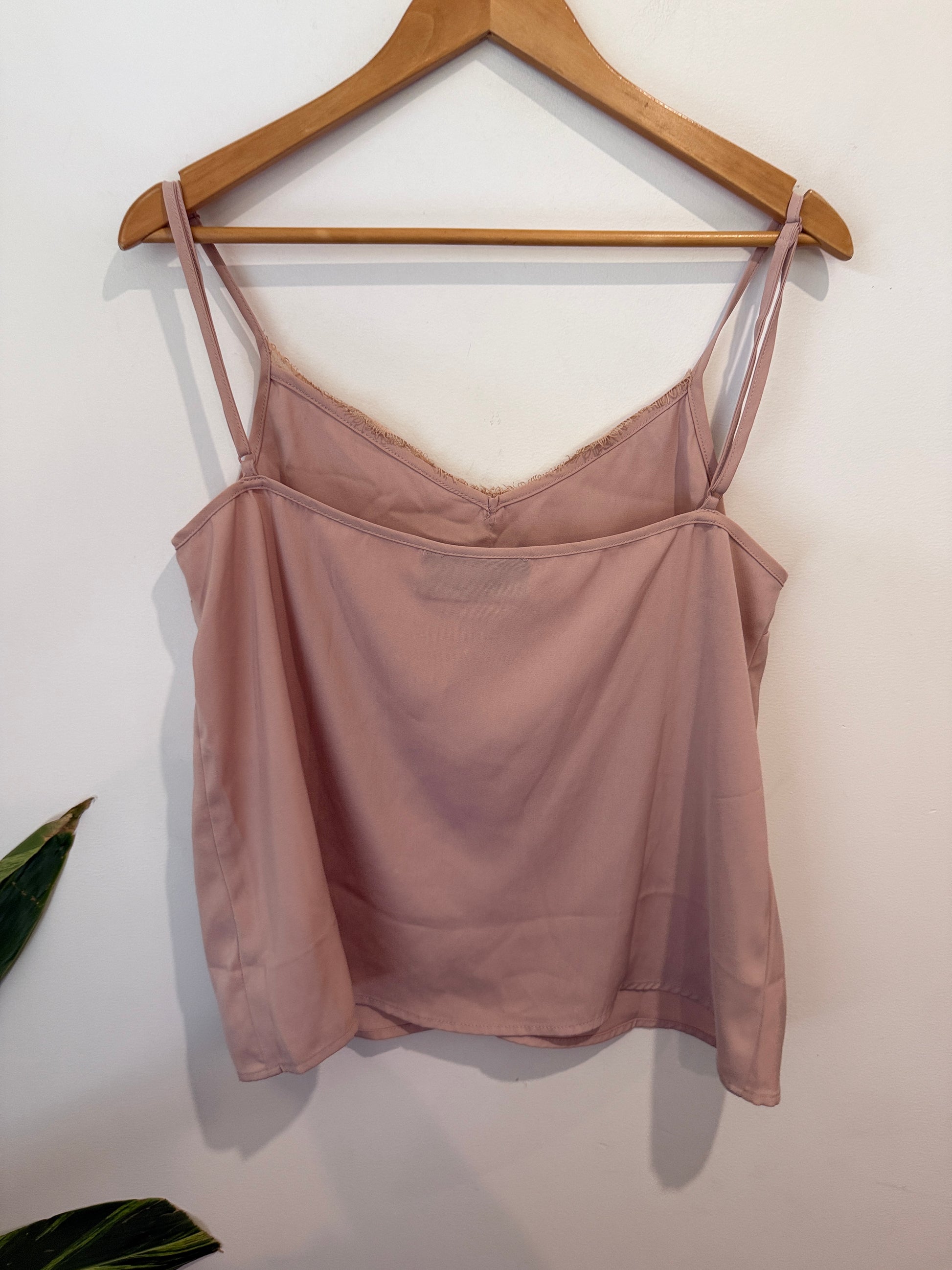 Decjuba Lace Trim Cami Size 12