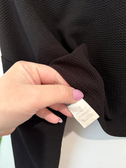 SHEIN Black Cropped Cut Out Top