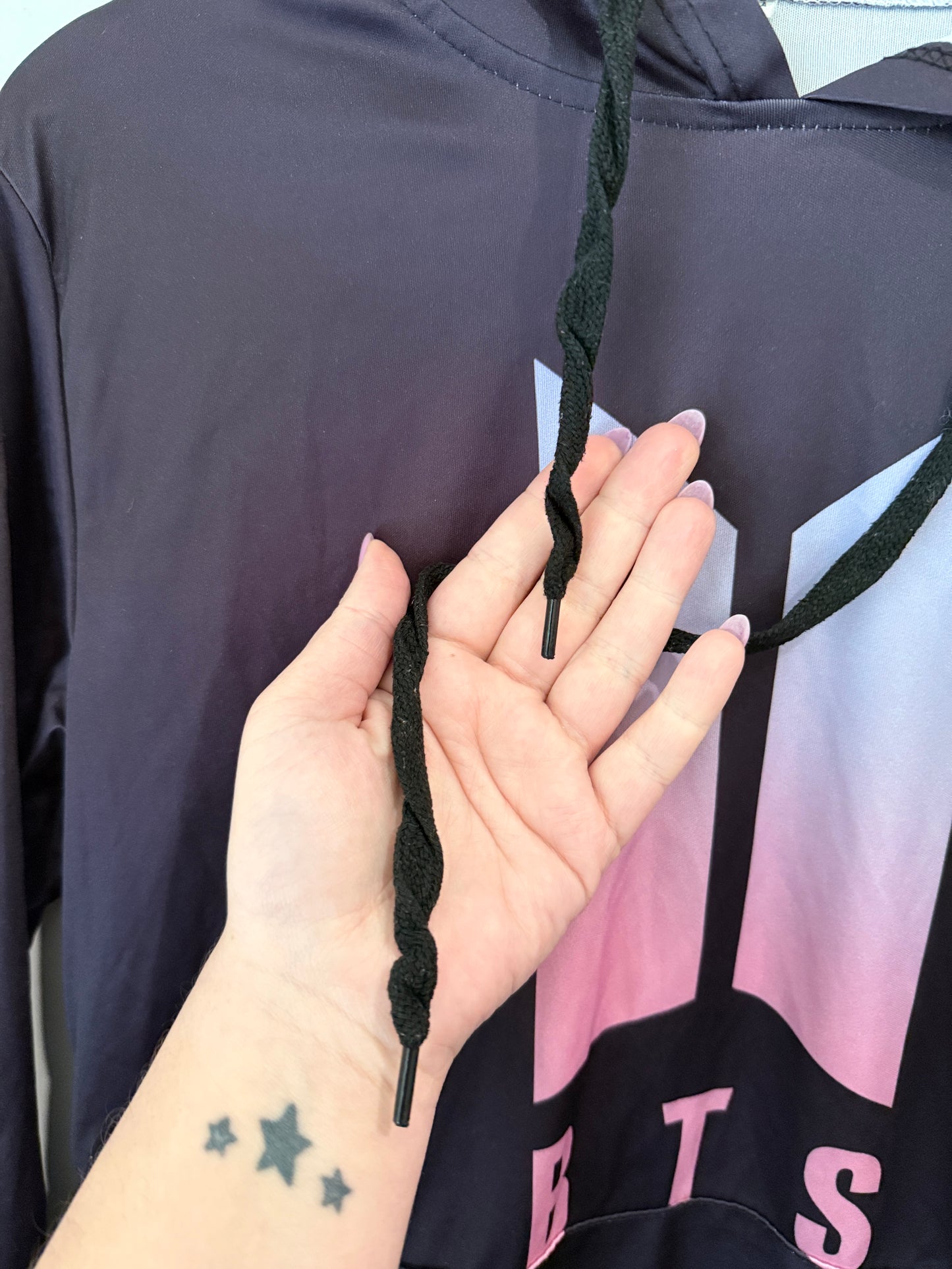 Brand Unknown BTS Hoodie Size U/Arm to U/Arm 50cm