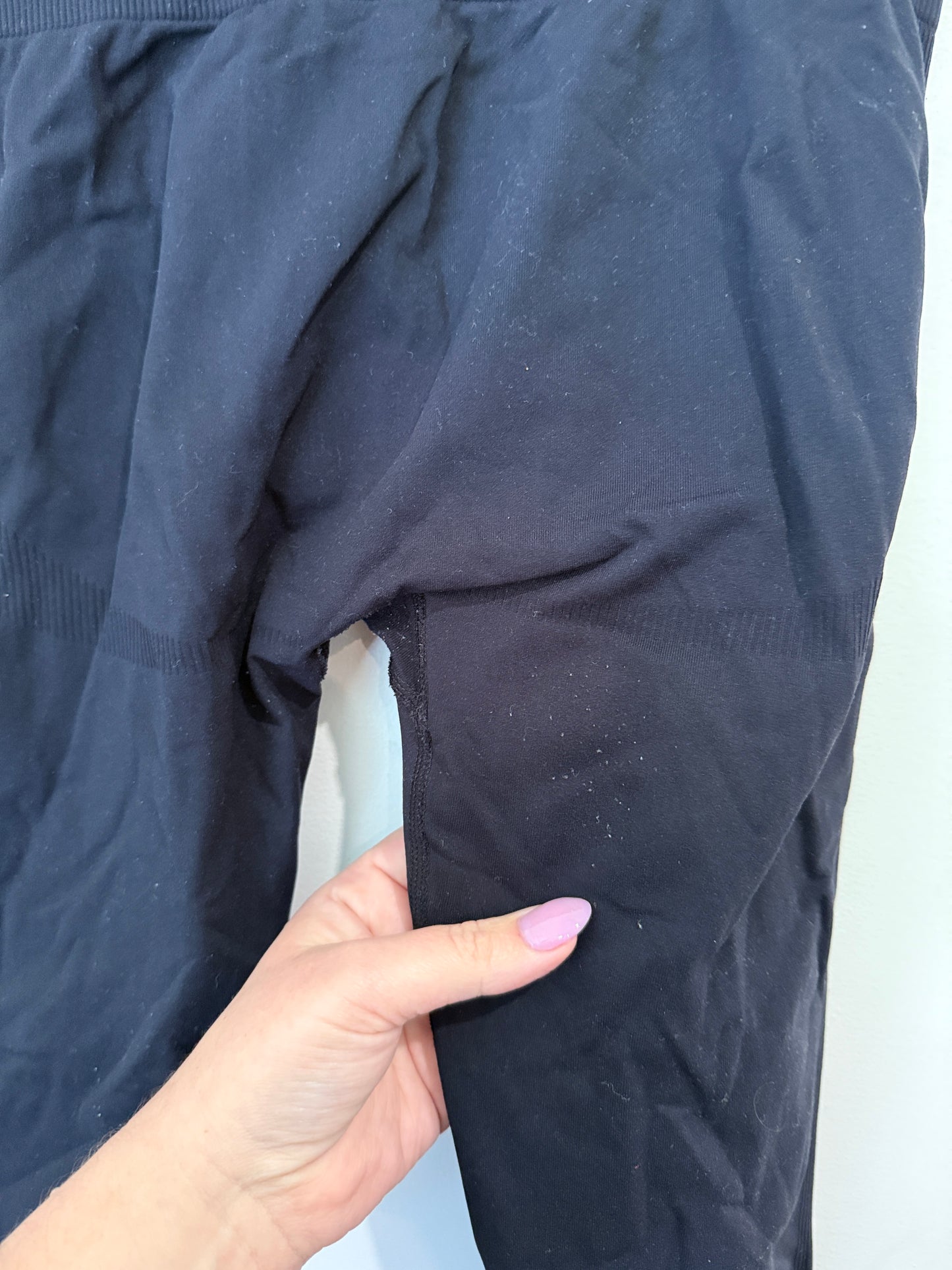 White Fox Sport Seamless Leggings Size Large