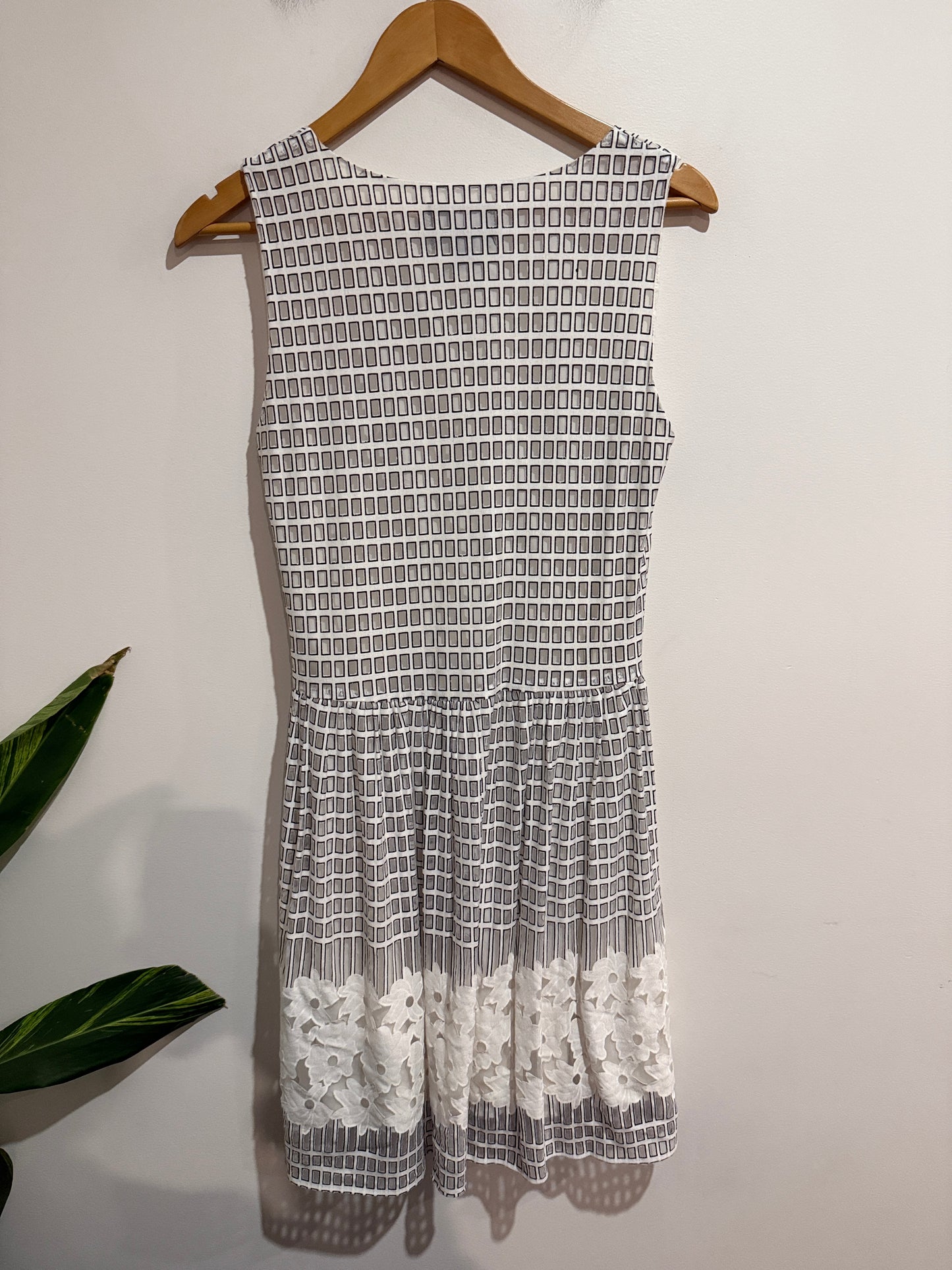 Augustine Size S Geometric Print Dress