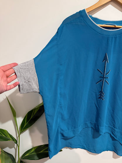 DUO Size 8 Layered Arrow Top