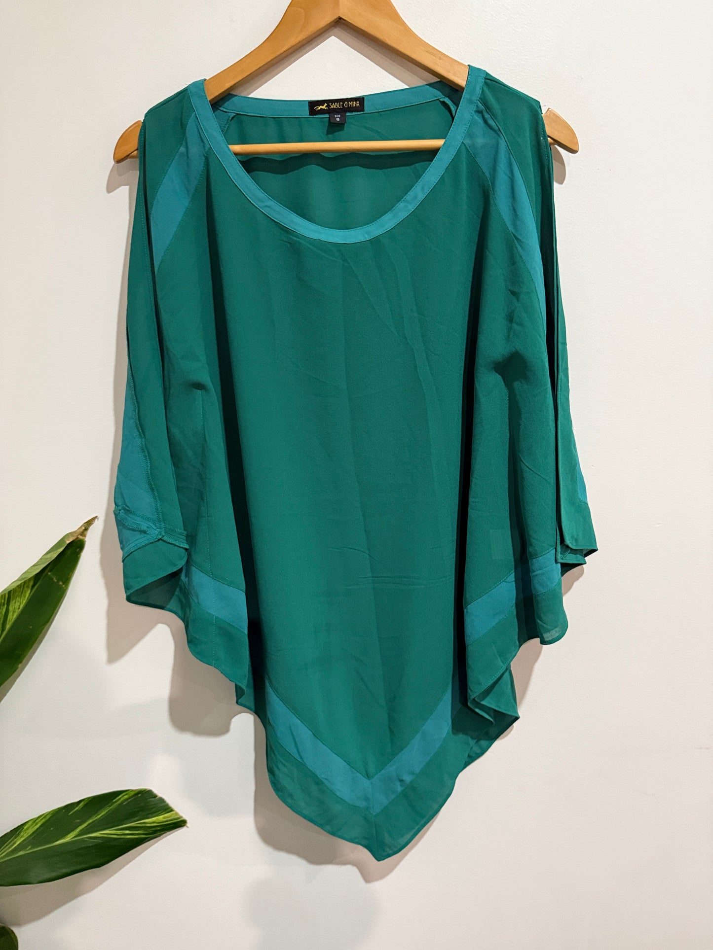 Sable & Minx Size 8 Teal Sheer Contrast Panel Top