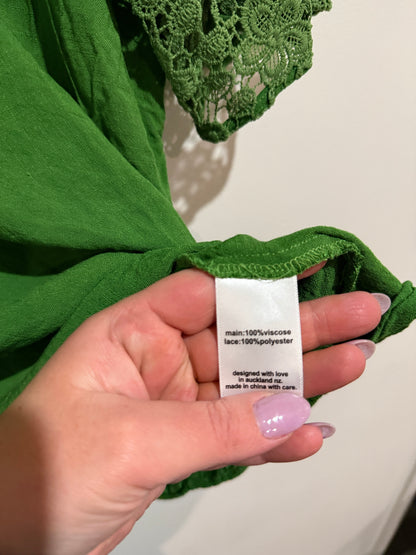 Gloss by Shine On Size 12 Green Crochet Lace Top