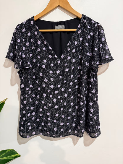 Jacqui E Size 14 Black Floral Polka Dot Top