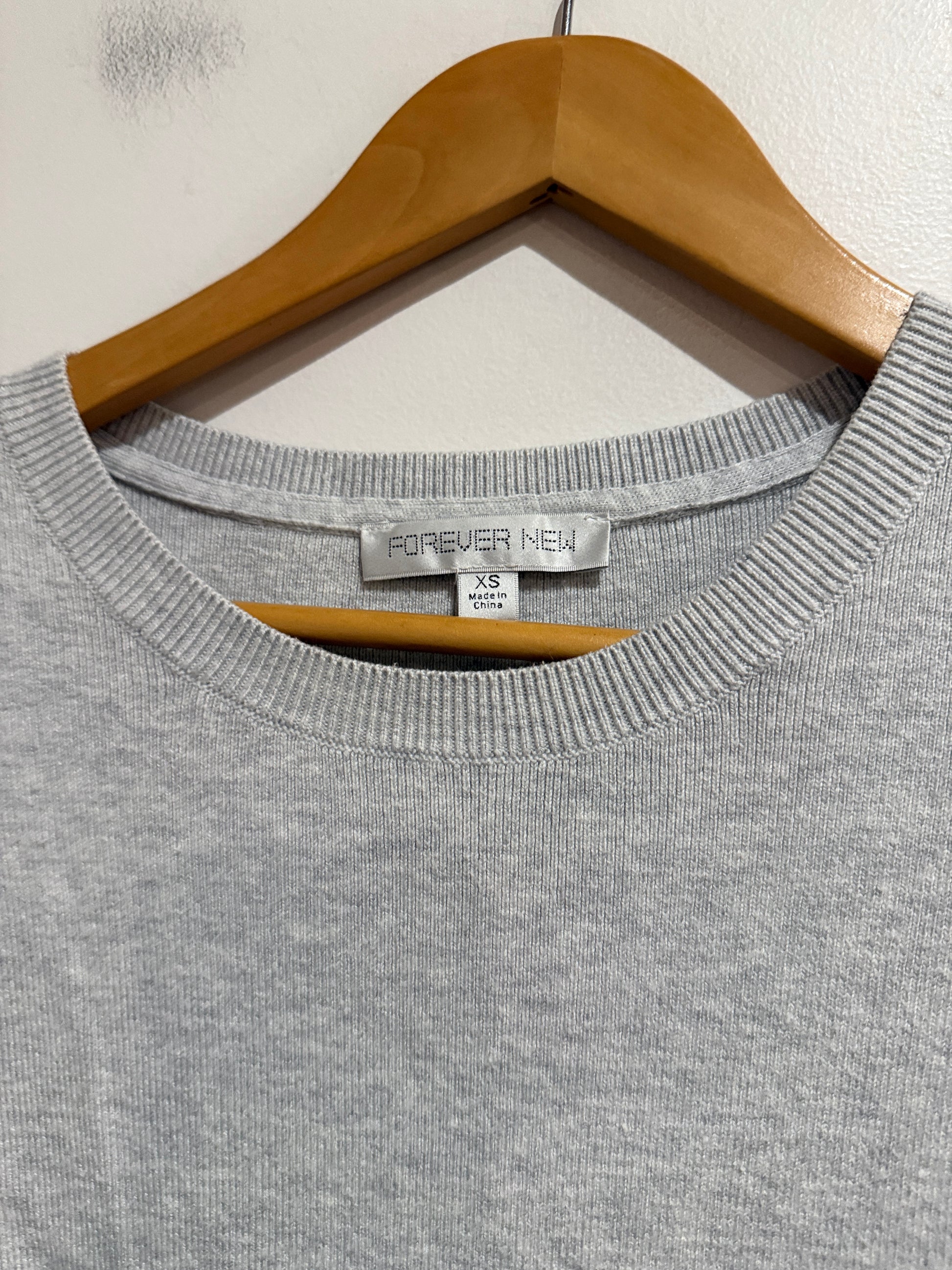 Forever New Size XS Grey Ribbed Panel Jumper