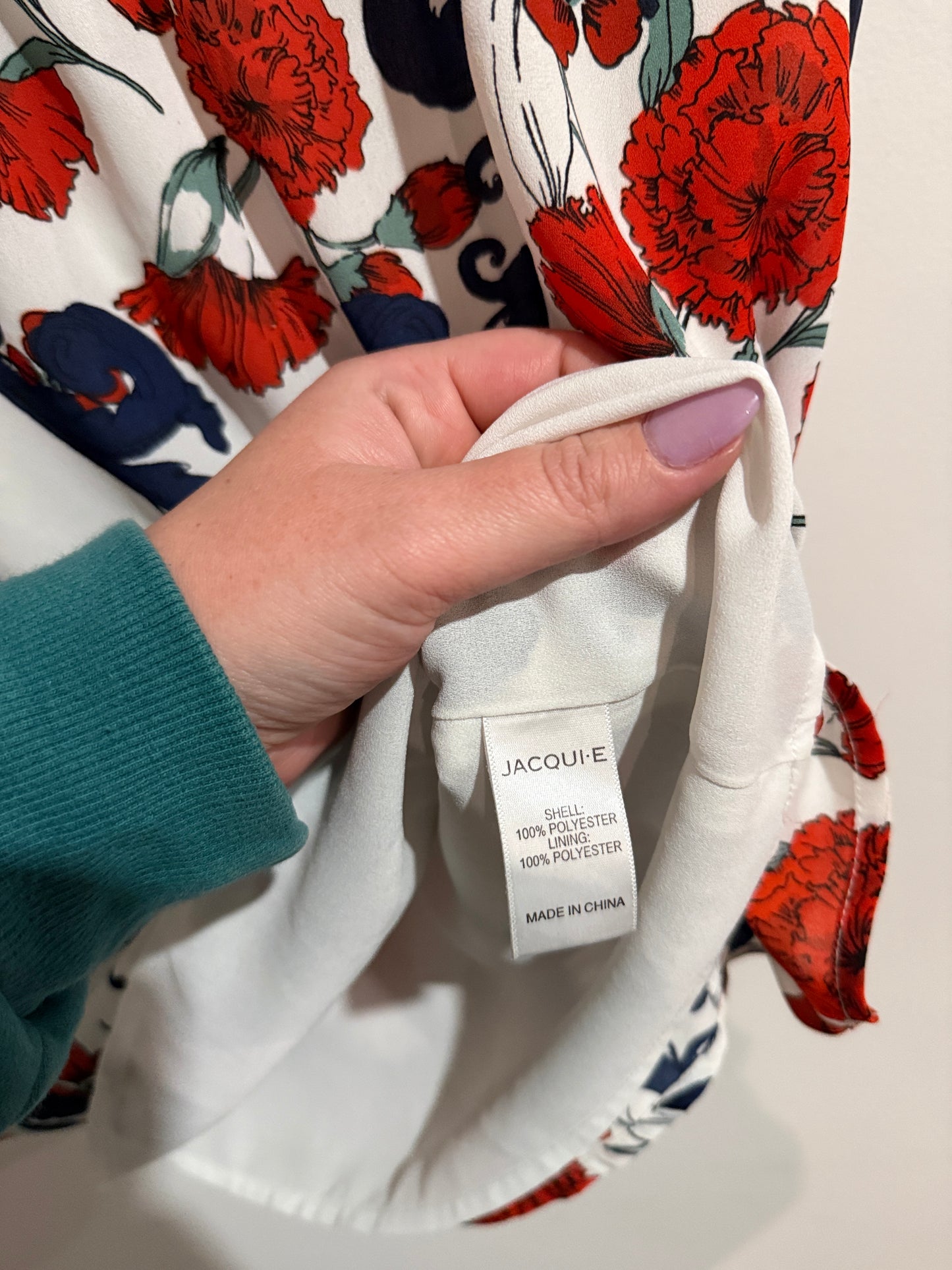Jacqui E Size 10 Navy Red Floral Print Top